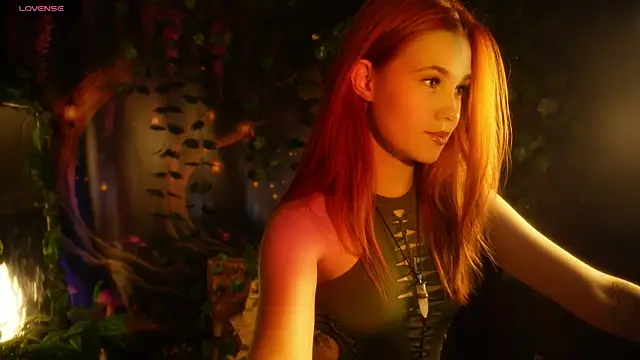 Snapshot of eliz_gallen chatting on October 2, 2025, 4:14 pm eliz gallen online show from October 2, 2025, 4:14 pm