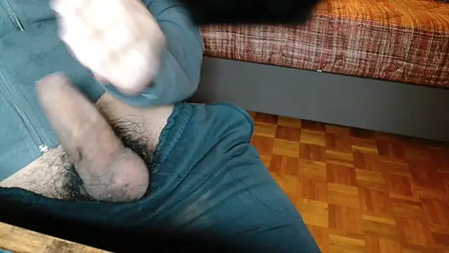 Martucho hot online show from November 27, 2025, 6:32 pm