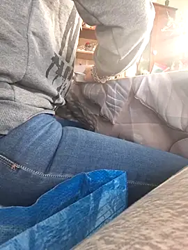 TigreBianca27 online show from October 9, 2025, 2:48 pm