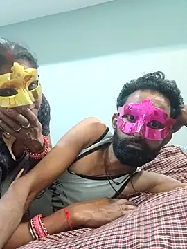 NIT-COUPLE online show from September 17, 2025, 3:57 pm