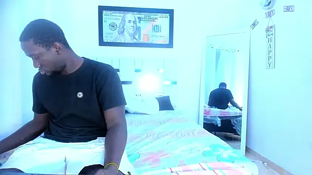 Snapshot of lucas_manzon chatting on November 26, 2025, 2:07 pm lucas manzon online show from November 26, 2025, 2:07 pm