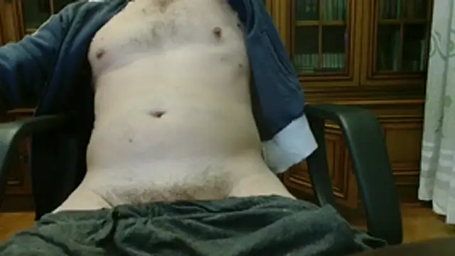 Snapshot of italian_max_sex chatting on December 18, 2025, 9:43 pm italian max sex online show from December 18, 2025, 9:43 pm