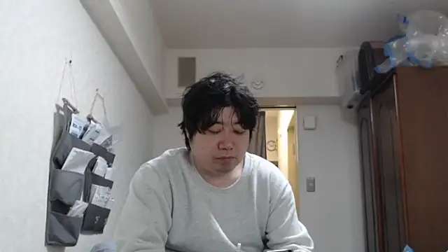 raterate555 online show from April 1, 2026, 8:37 am