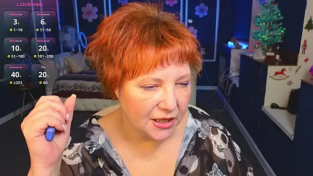 Snapshot of Kira_Kenett chatting on January 10, 2026, 12:18 pm Kira Kenett online show from January 10, 2026, 12:18 pm