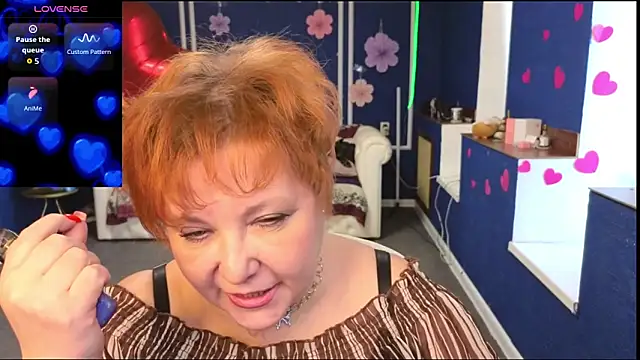 Kira Kenett online show from March 18, 2026, 12:52 pm