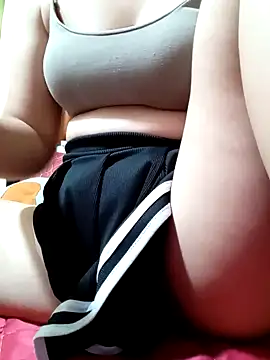 Snapshot of Lin_babyy chatting on September 16, 2025, 6:25 am Lin babyy online show from September 16, 2025, 6:25 am