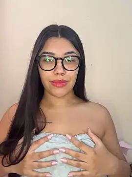 Alexa69xx online show from December 16, 2025, 3:39 pm