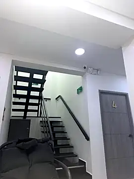 TiffanyyLam online show from September 23, 2025, 11:02 am