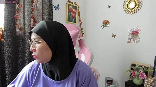 Snapshot of dalila_kemur chatting on May 25, 2026, 2:45 pm dalila kemur online show from May 25, 2026, 2:45 pm