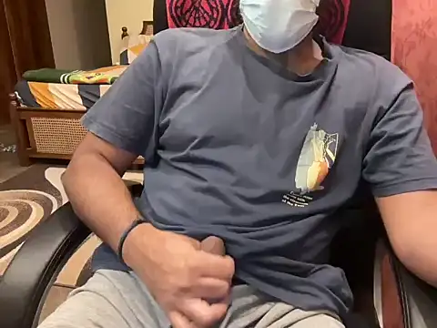 Snapshot of BobgaBonga chatting on October 25, 2025, 9:31 pm BobgaBonga online show from October 25, 2025, 9:31 pm