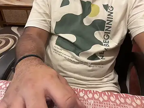 Snapshot of BobgaBonga chatting on November 4, 2025, 5:12 pm BobgaBonga online show from November 4, 2025, 5:12 pm