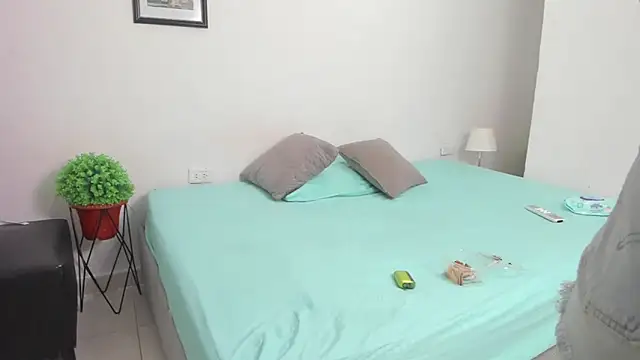 Danka smith online show from September 18, 2025, 10:56 pm