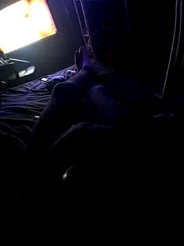 johnboones10 online show from December 1, 2025, 8:52 am