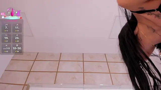 Snapshot of RoxyLior chatting on January 17, 2026, 3:22 am RoxyLior online show from January 17, 2026, 3:22 am