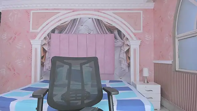 Ivy rae xxx online show from December 20, 2025, 12:34 pm