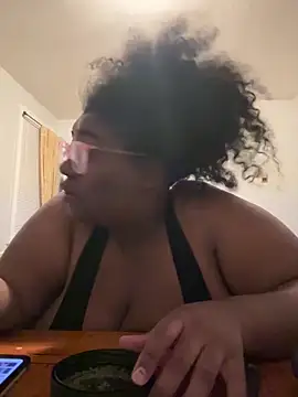 bunbun420247 online show from April 13, 2026, 1:00 am