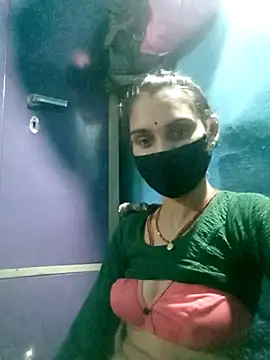 Nishaa ji online show from October 4, 2025, 7:28 am