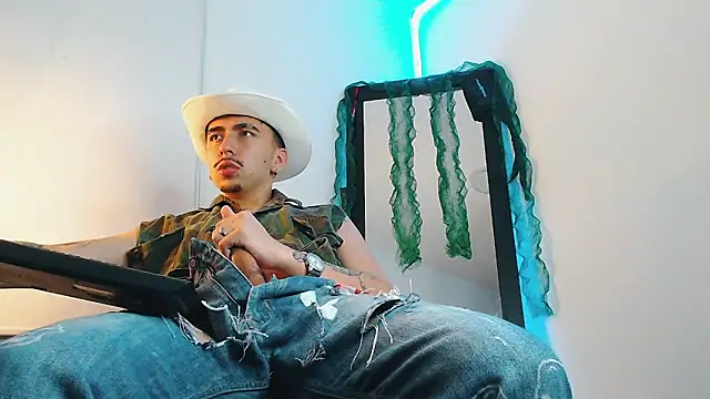 liamty luxor online show from December 18, 2025, 4:29 am