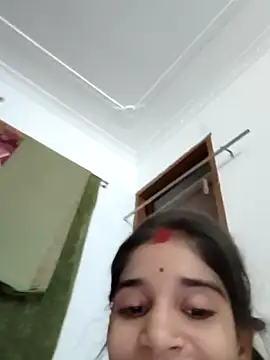 Hot-Soniya2 online show from October 5, 2025, 5:22 pm