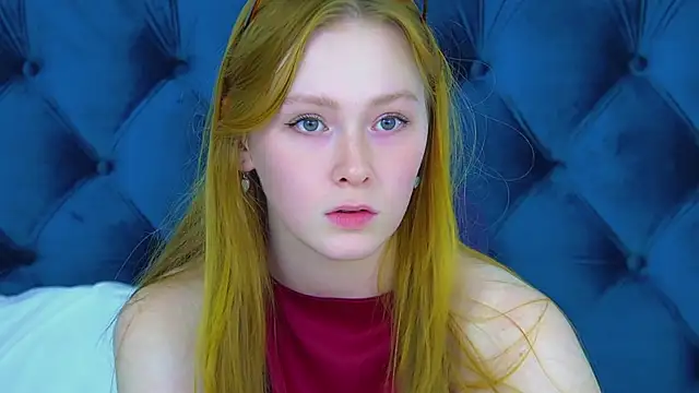 AgataFoxley online show from October 8, 2025, 6:38 pm