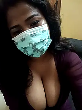 HAANNIAA online show from October 19, 2025, 5:46 pm