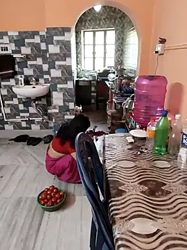 naughty nataasa online show from April 6, 2026, 6:47 am