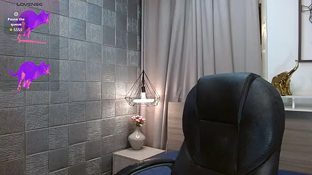 Iantwink18 online show from October 29, 2025, 8:43 pm