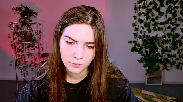 Snapshot of AliceCUNTach chatting on September 14, 2025, 5:06 am AliceCUNTach online show from September 14, 2025, 5:06 am