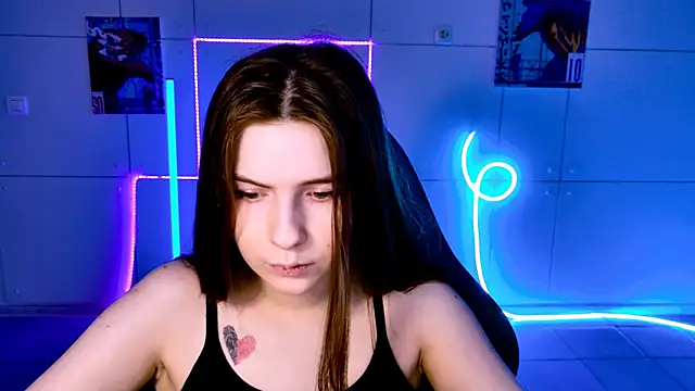 Snapshot of AliceCUNTach chatting on October 2, 2025, 5:14 am AliceCUNTach online show from October 2, 2025, 5:14 am