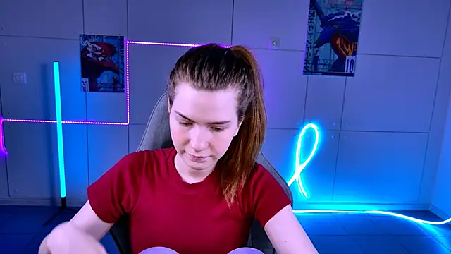 Snapshot of AliceCUNTach chatting on October 10, 2025, 5:17 am AliceCUNTach online show from October 10, 2025, 5:17 am