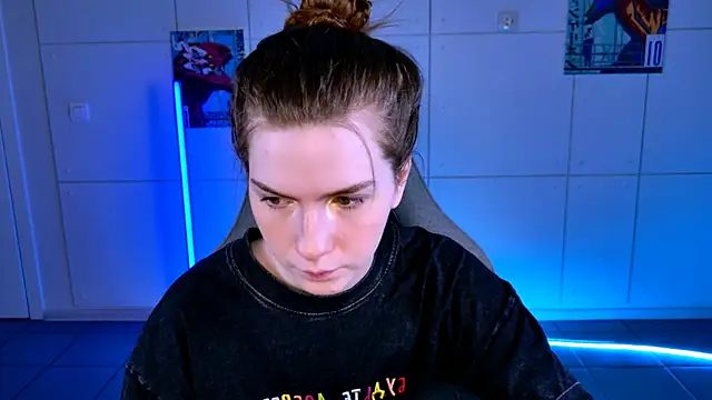 Snapshot of AliceCUNTach chatting on October 29, 2025, 5:10 am AliceCUNTach online show from October 29, 2025, 5:10 am