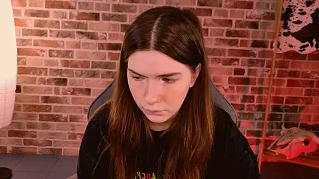 Snapshot of AliceCUNTach chatting on November 9, 2025, 5:06 am AliceCUNTach online show from November 9, 2025, 5:06 am