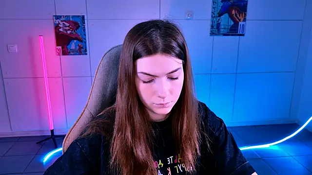 Snapshot of AliceCUNTach chatting on November 14, 2025, 5:06 am AliceCUNTach online show from November 14, 2025, 5:06 am