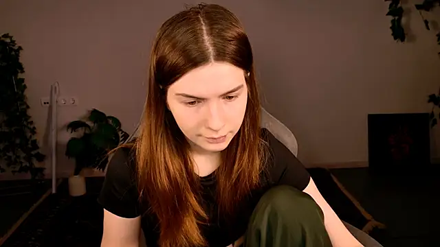 Snapshot of AliceCUNTach chatting on November 27, 2025, 5:09 am AliceCUNTach online show from November 27, 2025, 5:09 am