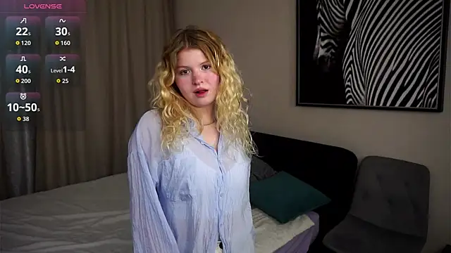 ShontaWasilko online show from September 10, 2025, 5:35 pm