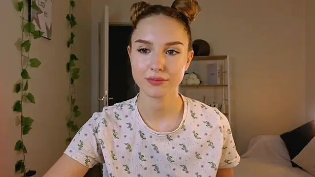 Vegas V online show from September 11, 2025, 3:23 pm