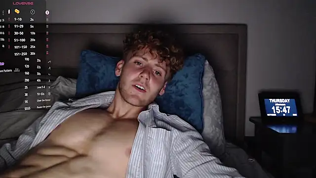 Snapshot of DominantAlex18 chatting on October 23, 2025, 2:49 pm DominantAlex18 online show from October 23, 2025, 2:49 pm