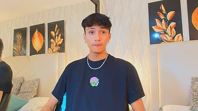 Lean Portman online show from October 2, 2025, 8:27 pm