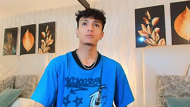 Lean Portman online show from October 7, 2025, 8:28 pm