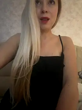 Nikihot   online show from October 15, 2025, 6:57 am