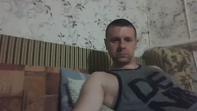 Snapshot of nedstark12 chatting on June 6, 2026, 9:30 pm nedstark12 online show from June 6, 2026, 9:30 pm
