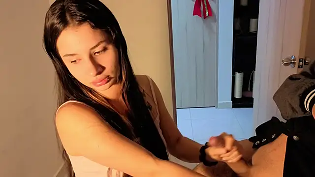 0ne 0f 0ne online show from November 26, 2025, 3:07 am