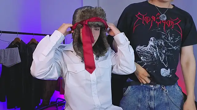 Snapshot of Vamps_Lovers chatting on September 13, 2025, 12:38 pm Vamps Lovers online show from September 13, 2025, 12:38 pm