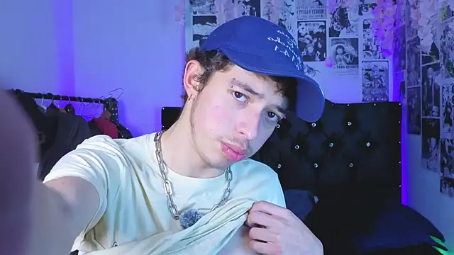 Otter Star online show from September 24, 2025, 4:05 am