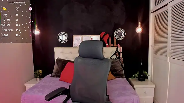 Eva hot 1 online show from April 11, 2026, 7:51 pm