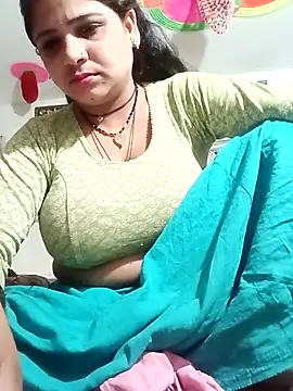 Snapshot of Rani_sahiba chatting on May 12, 2026, 5:43 pm Rani sahiba online show from May 12, 2026, 5:43 pm