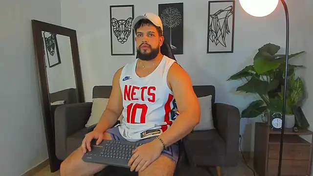 Justin kingX7 online show from April 6, 2026, 3:26 am