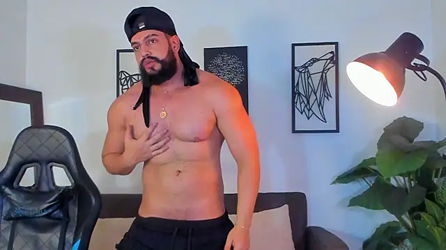 Justin kingX7 online show from June 30, 2026, 12:33 am