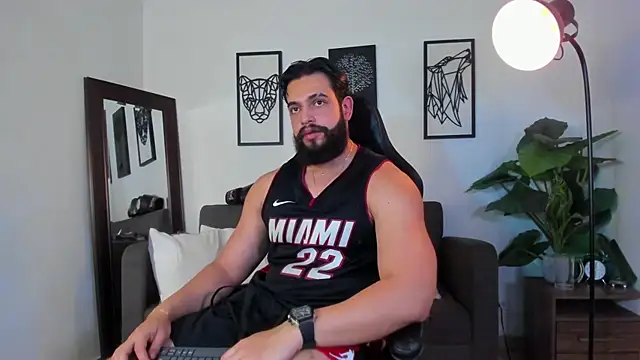 Justin kingX7 online show from July 26, 2026, 4:53 am