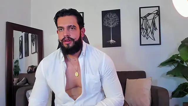 Justin kingX7 online show from July 28, 2026, 5:14 am